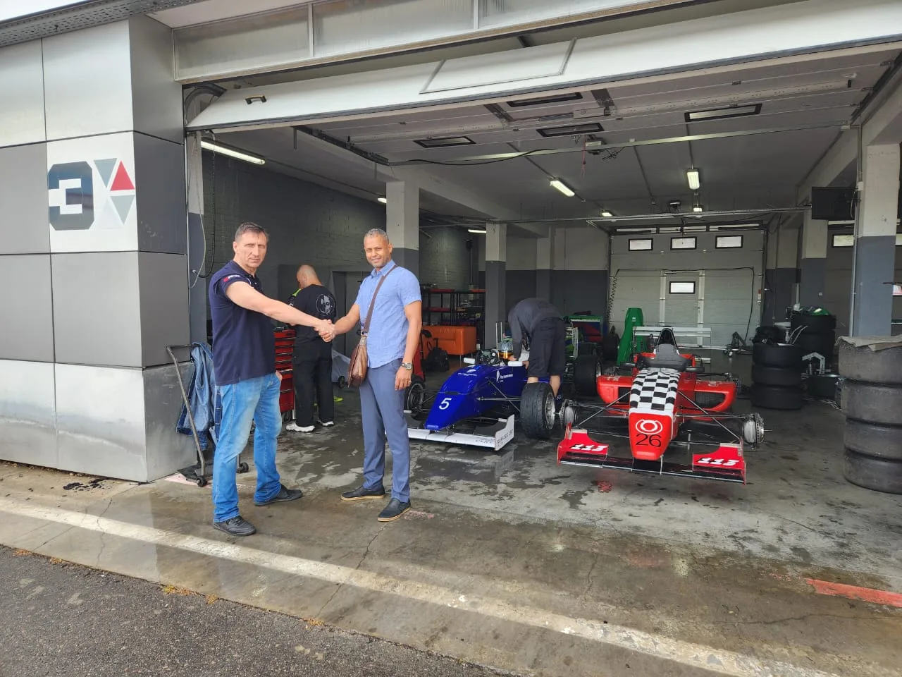 Autoweekend Exhibition: Formula BRICS Race Cars, Motorsport Partnerships & Hydrogen Tech